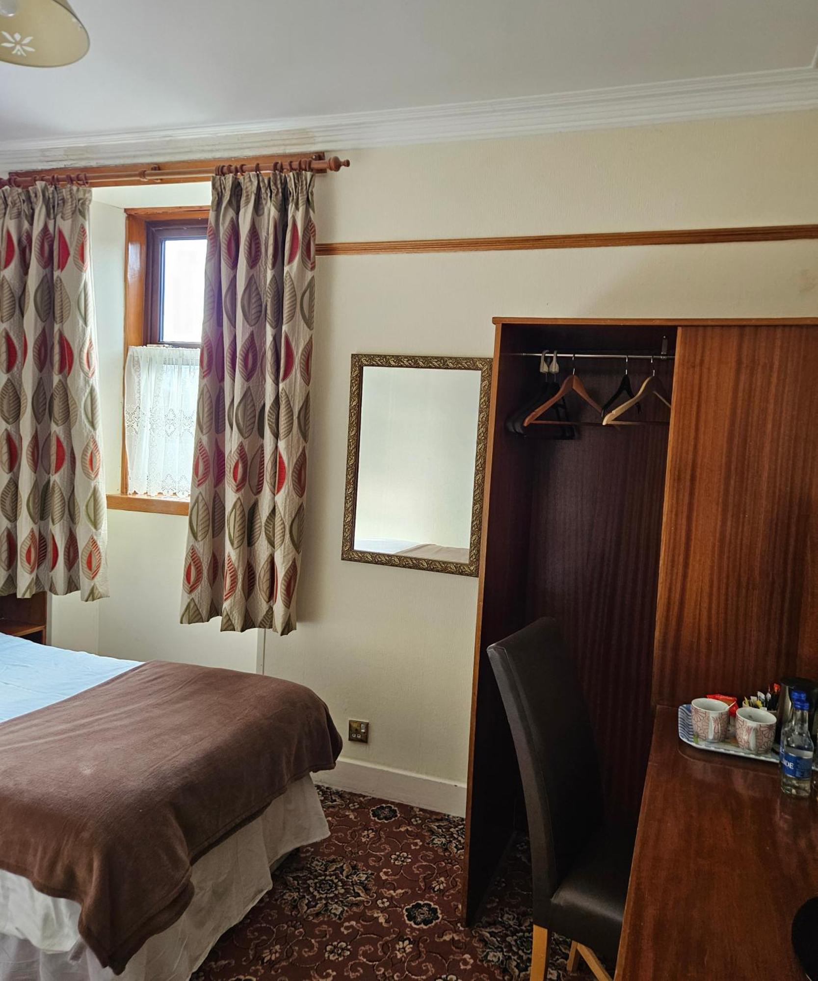 Station Hotel Портсой Екстер'єр фото