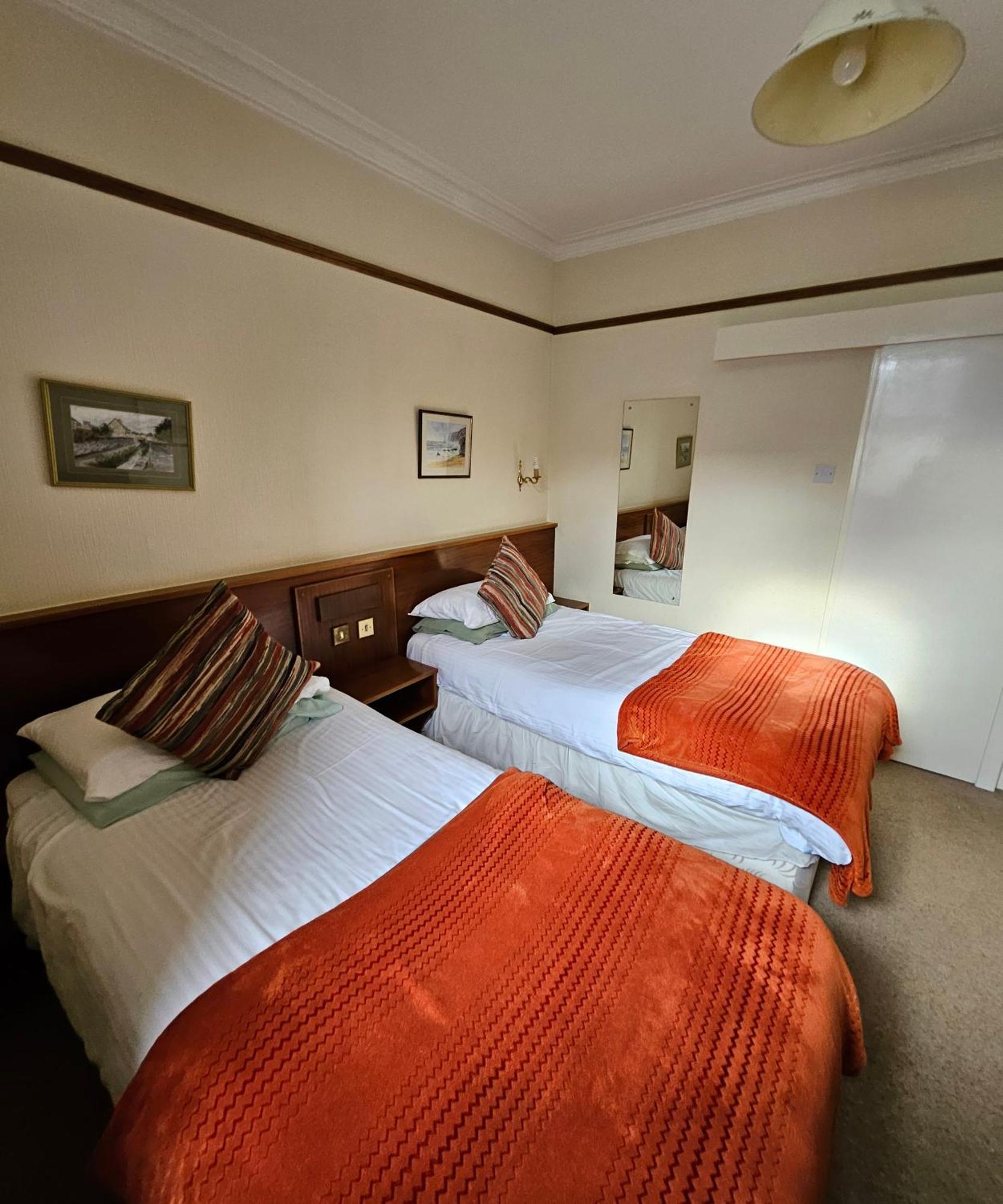 Station Hotel Портсой Екстер'єр фото