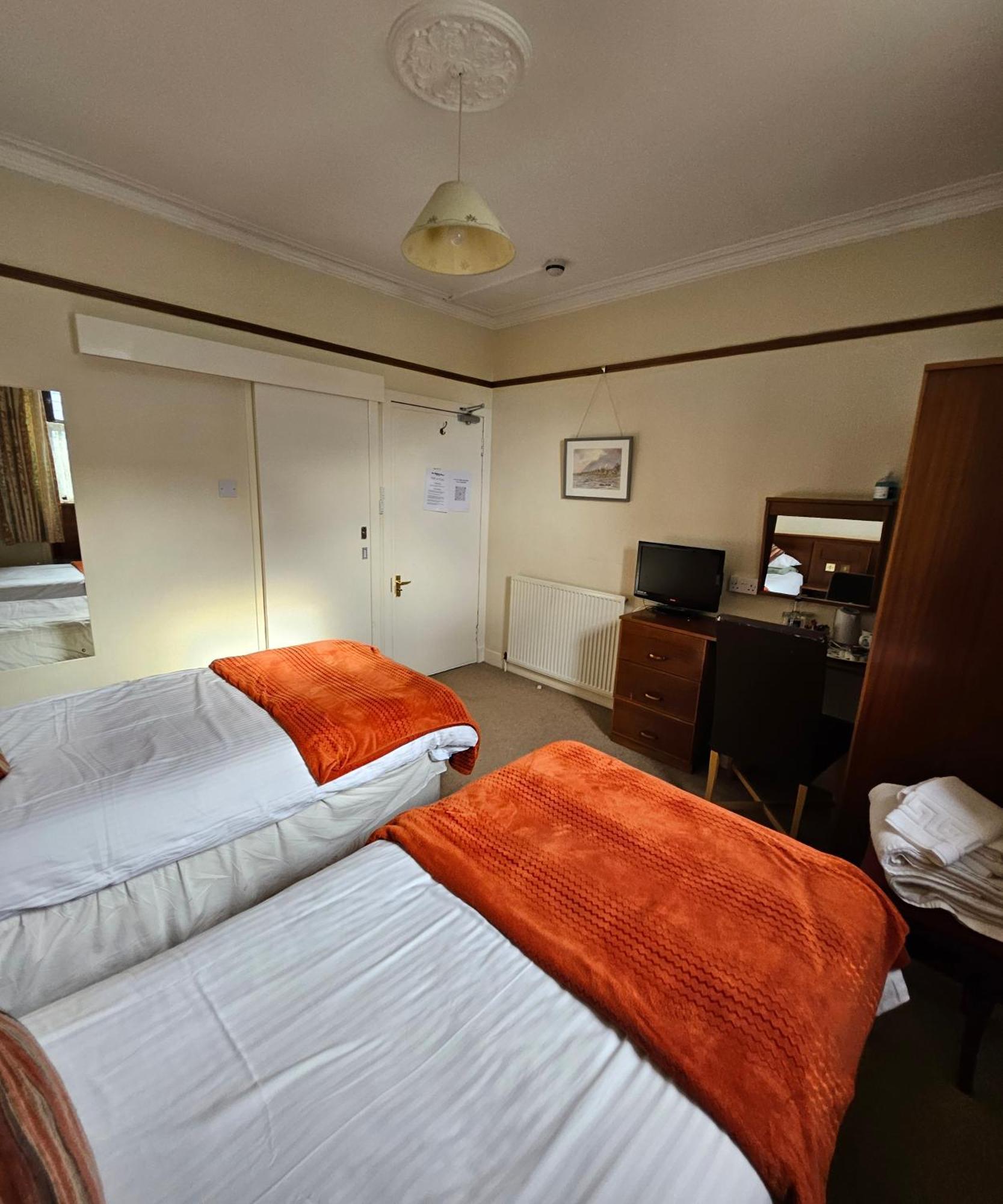 Station Hotel Портсой Екстер'єр фото